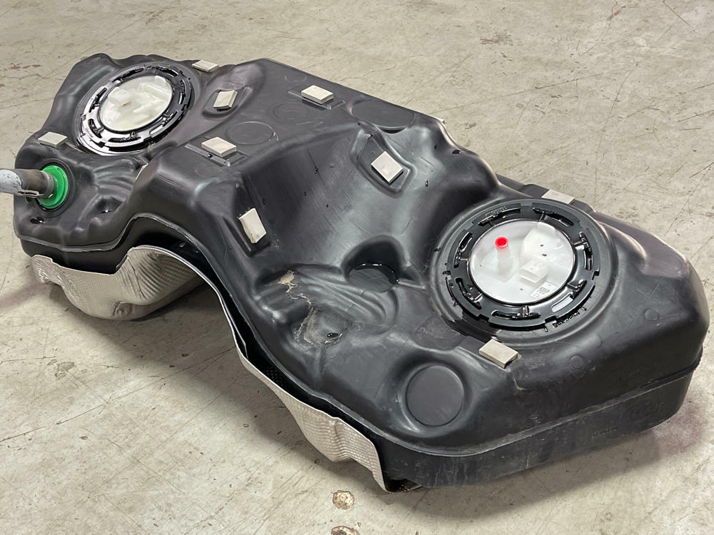2018-23 Ford Mustang GT Coyote Fuel Tank Assembly 279