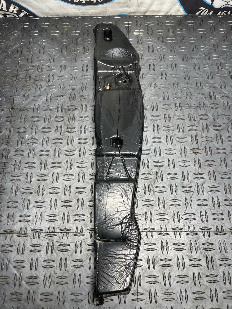 2015-23 Ford Mustang GT Driver Front LH Fender Insulator 279