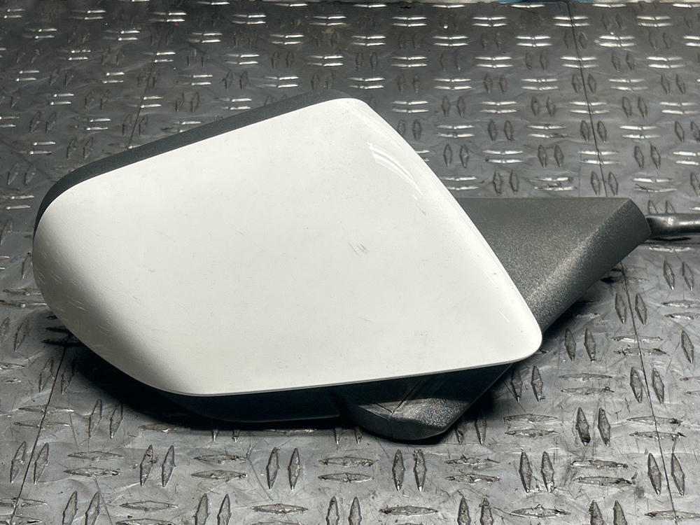 2015-23 Ford Mustang GT Passenger RH Mirror  279