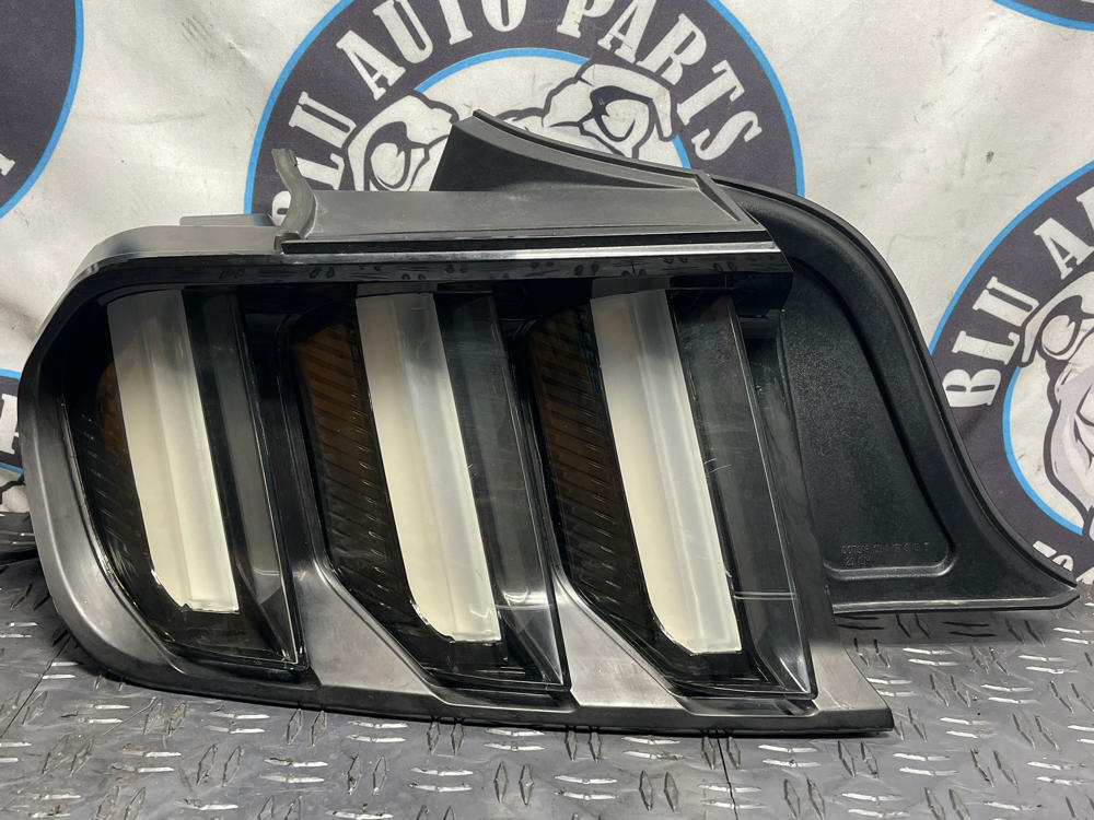 2015-23 Ford Mustang GT Aftermarket Export/Euro Clear Tail Lights Pair 279