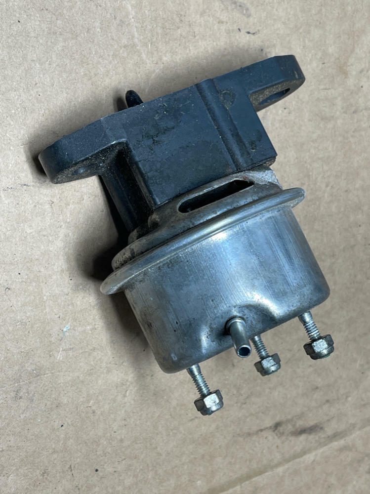 1987-93 Ford Mustang LX EGR Valve- for 5.0 209
