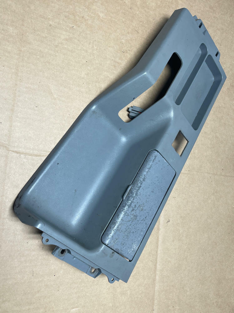 1987-93 Ford Mustang LX Center Console Bezel-Working Ashtray Lid 209