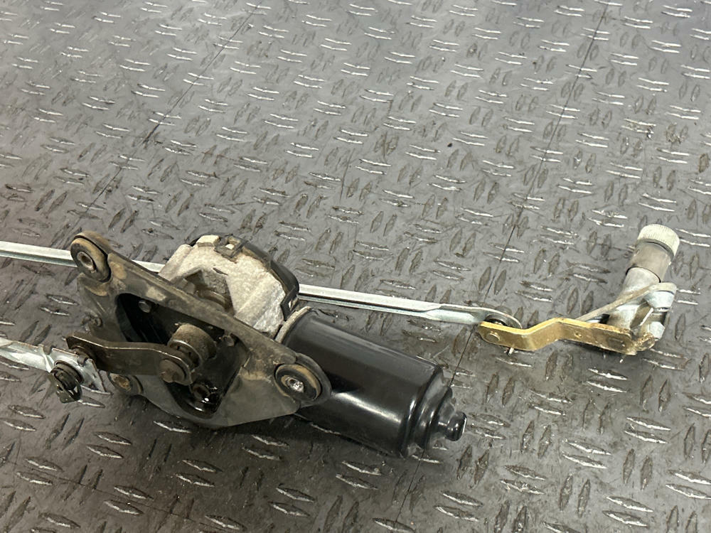 2003-04 Ford Mustang SVT Cobra Wiper Motor Assembly 283