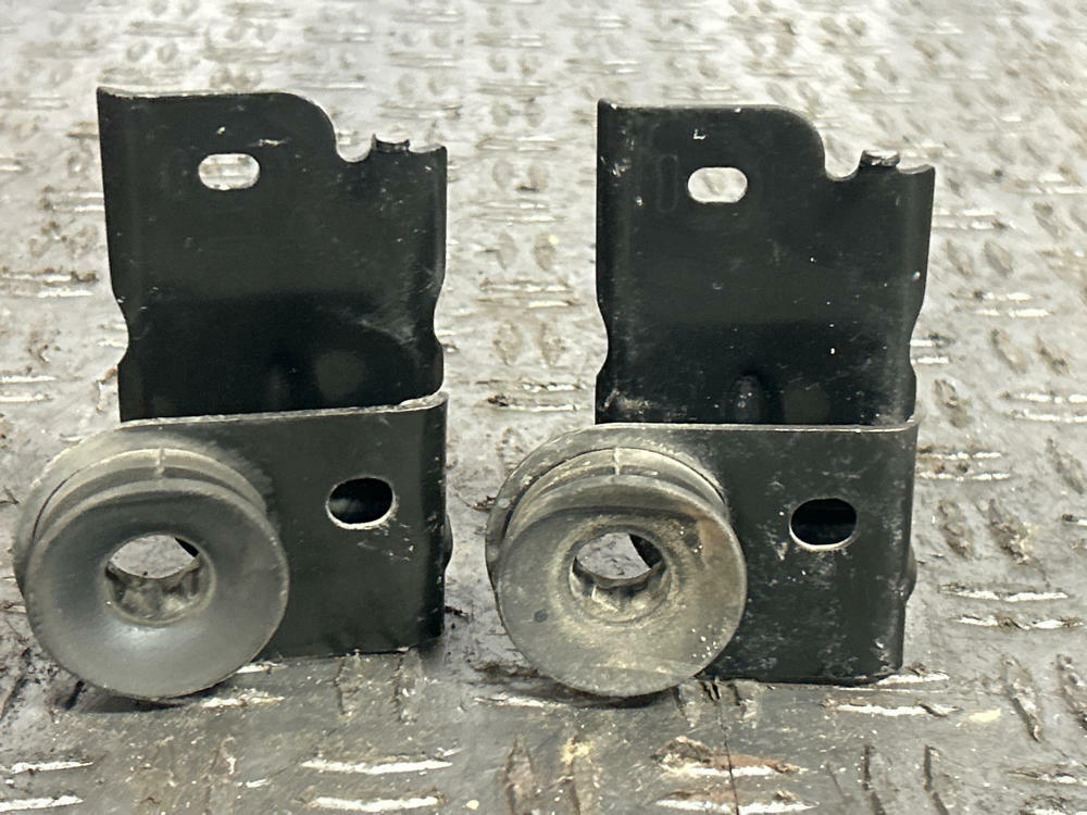 2003-04 Ford Mustang SVT Cobra Upper Radiator Brackets Pair 283