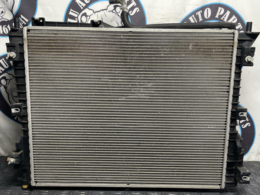 2011-14 Ford Mustang GT Radiator & Fan Assembly 281