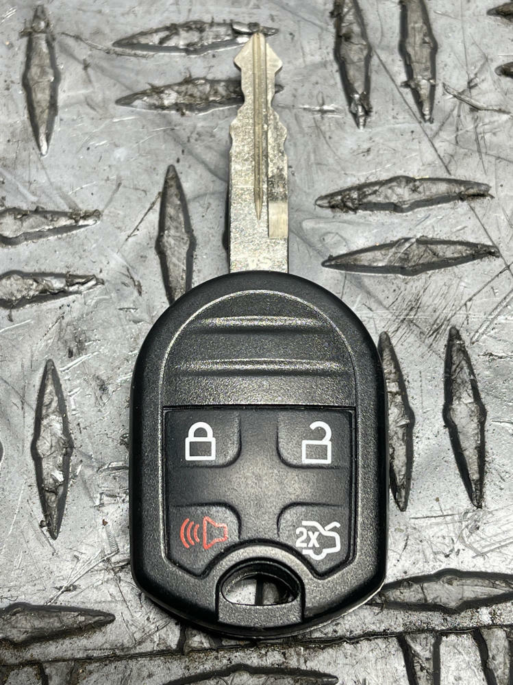 2013-14 Ford Mustang GT Matched Key & Ignition Set 281