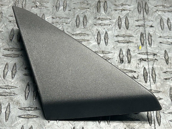 2011-14 Ford Mustang GT Interior Pass. RH Mirror Trim- Covering Bolt Holes 281