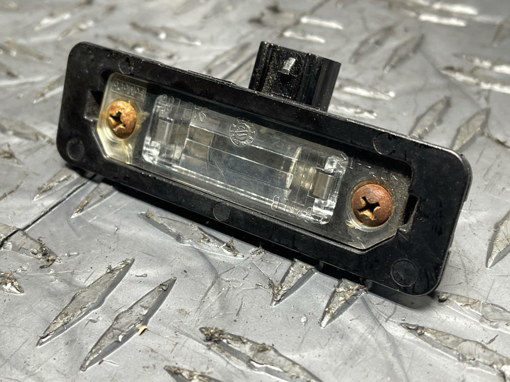 2011-14 Ford Mustang GT License Plate Lighting Array Pair 281