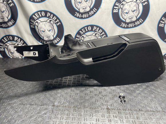 2011-14 Ford Mustang GT Center Console Assembly- NICE, 42k Miles 281
