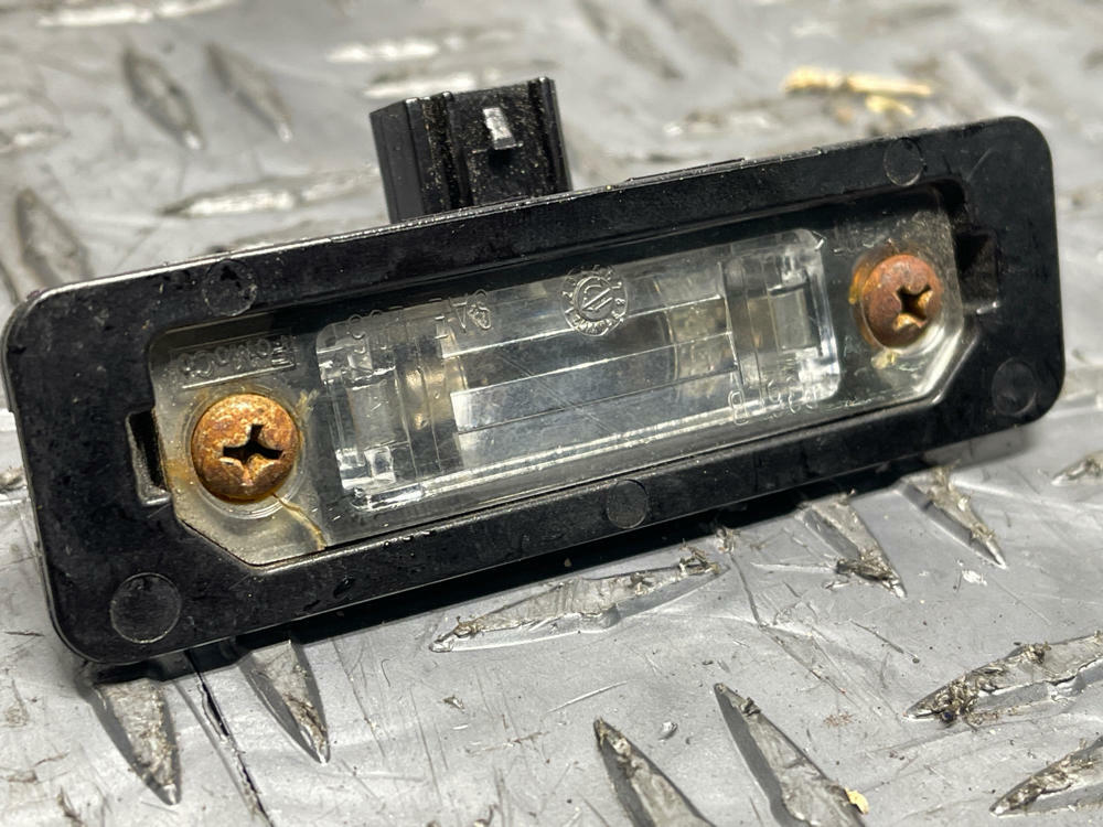 2011-14 Ford Mustang GT License Plate Lighting Array Pair 281