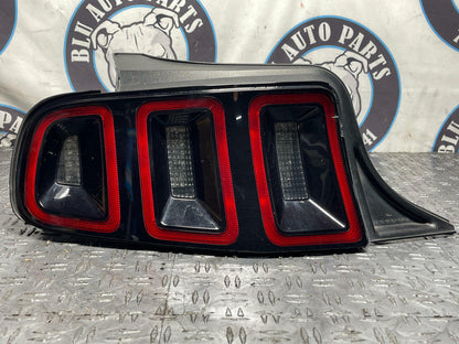 2013-14 Ford Mustang GT Driver LH OEM Tail Light Assembly 281