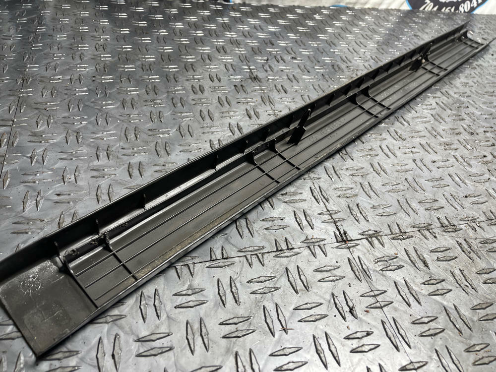1999-04 Ford Mustang Inner Door Sill Pair 283