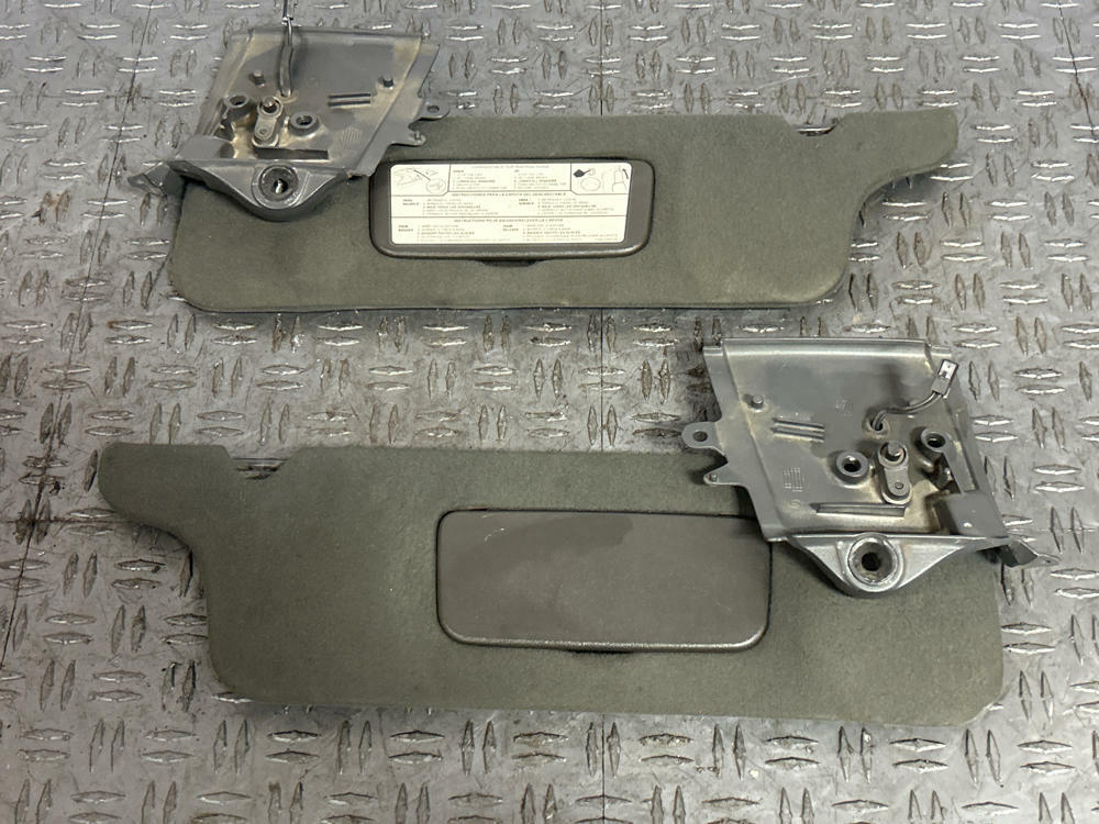 2003-04 Ford Mustang SVT Cobra Sunvisors Pair- for VERT NEED RECOVER 283