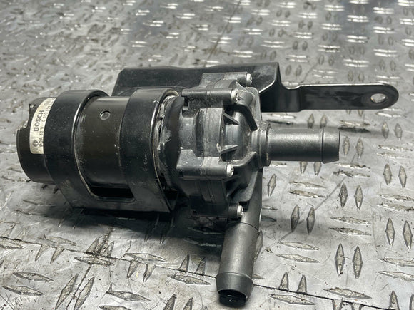 2003-04 Ford Mustang SVT Cobra OEM Heat Exchanger Pump 281