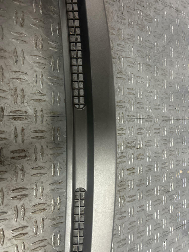 1999-04 Ford Mustang Defroster Vent Panel- for Dash 283