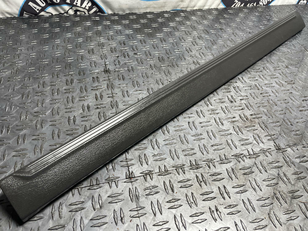 1999-04 Ford Mustang Inner Door Sill Pair 283