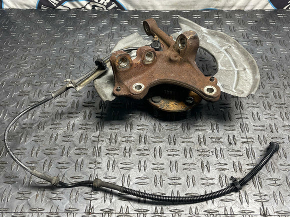 1999-04 Ford Mustang Front Driver LH Spindle 36k Miles 284