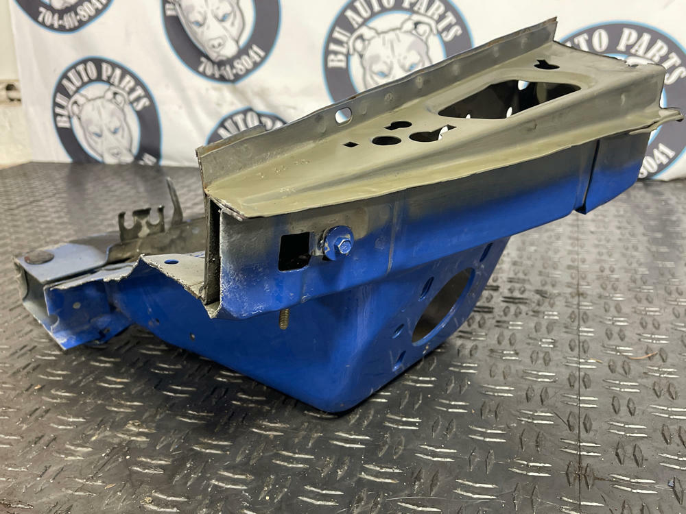1999-04 Ford Mustang Front RH Shock Strut Tower- Azure Blue 284