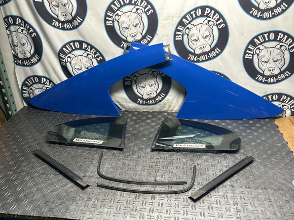 2003-04 Ford Mustang Mach One Sail Panel & Glass Azure Blue