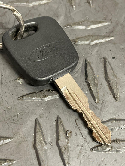 1999-04 Ford Mustang Ignition w/ Key 284