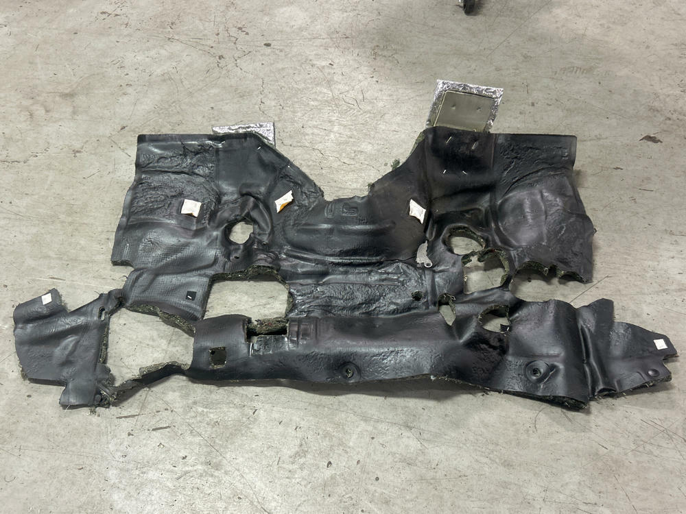 1999-04 Ford Mustang Firewall Insulation- 36k Miles 284