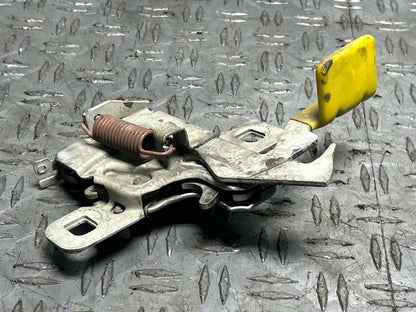 1999-04 Ford Mustang Hood Latch Assembly 284