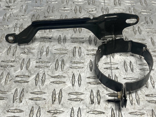 1999-04 Ford Mustang A/C Drier Mounting Bracket 284