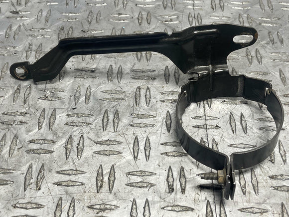 1999-04 Ford Mustang A/C Drier Mounting Bracket 284