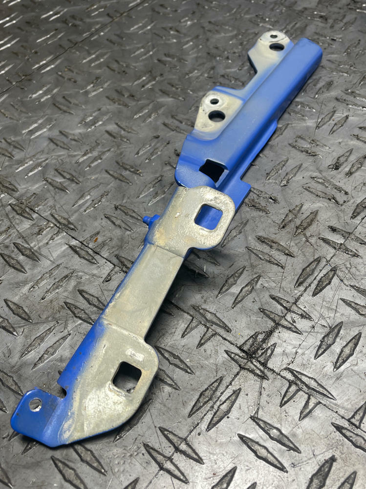 1999-04 Ford Mustang Hood Hinges Pair OEM 284
