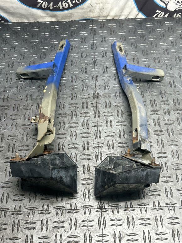 1999-04 Ford Mustang OEM Rear Bumper Mounting Brackets Pair 284
