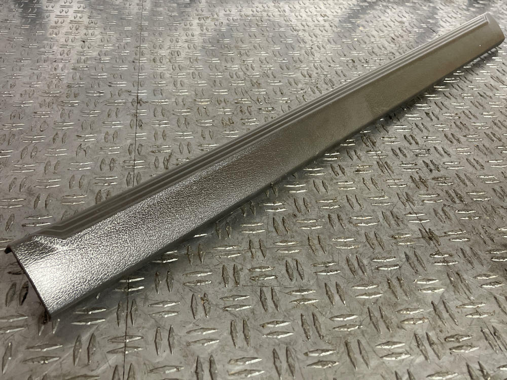 1999-04 Ford Mustang Inner Door Sill Pair- Dark Charcoal 284
