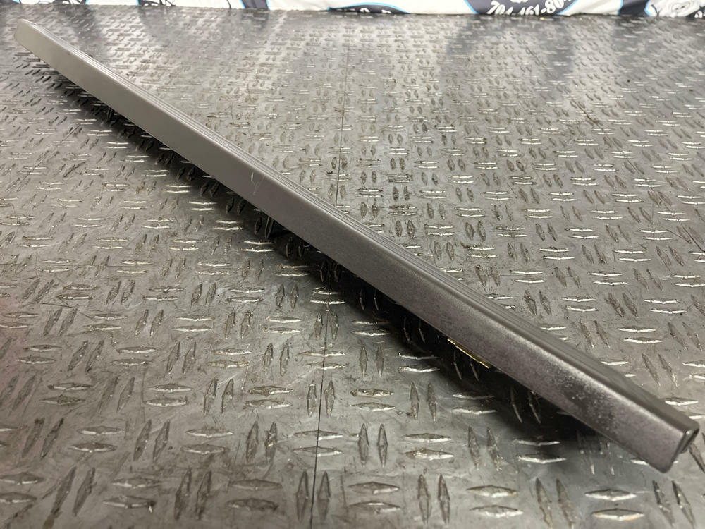 1999-04 Ford Mustang Inner Door Sill Pair- Dark Charcoal 284