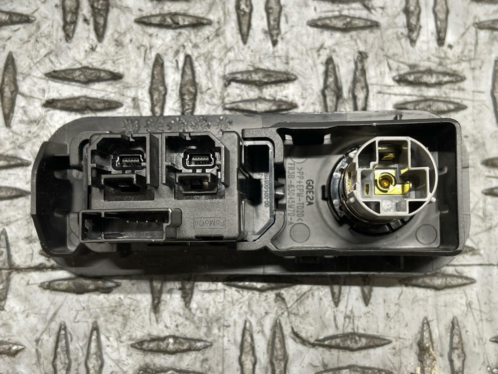 2015 Ford Mustang Center Console Charging Block- FOR SYNC2, SD Card Model 285
