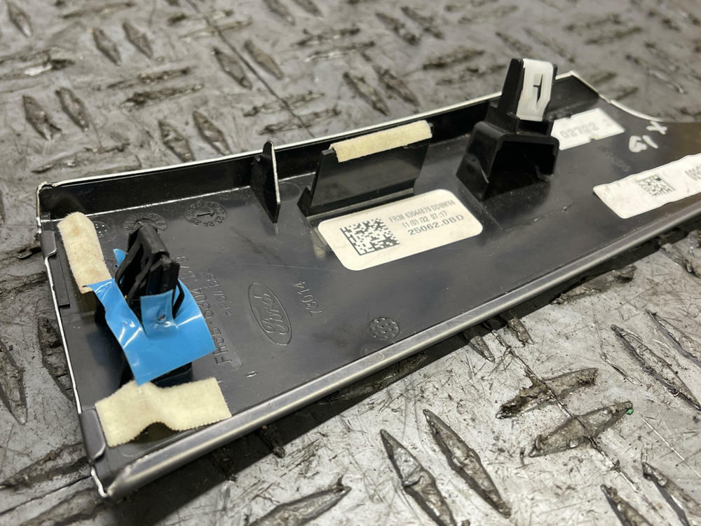 2015-23 Ford Mustang GT RH Lower Dash Extension Trim Panel- Base Model 285
