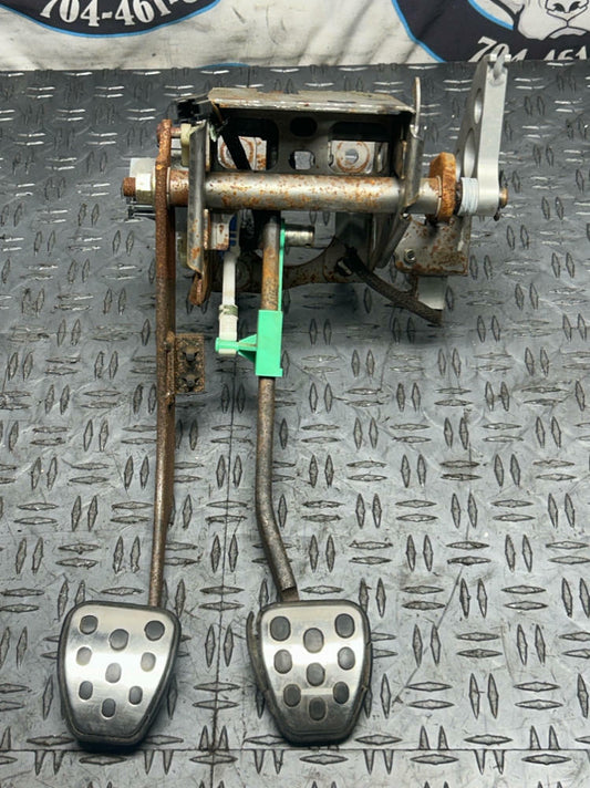 2003-04 Ford Mustang SVT Cobra OEM Pedal Box Assembly- for Manual Trans 255