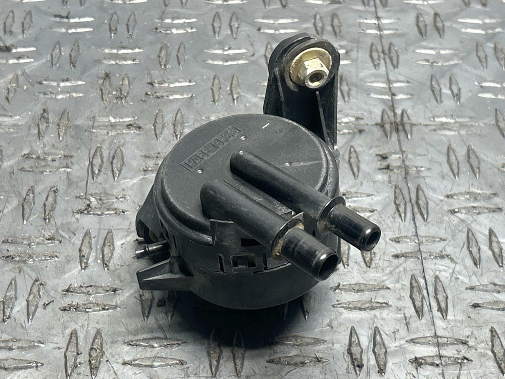 2003-04 Ford Mustang SVT Cobra Purge Control Valve Assembly- NO LINES 255