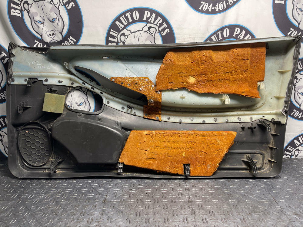 2003-04 Ford Mustang SVT Cobra LH/RH Interior Door Panels Pair 255