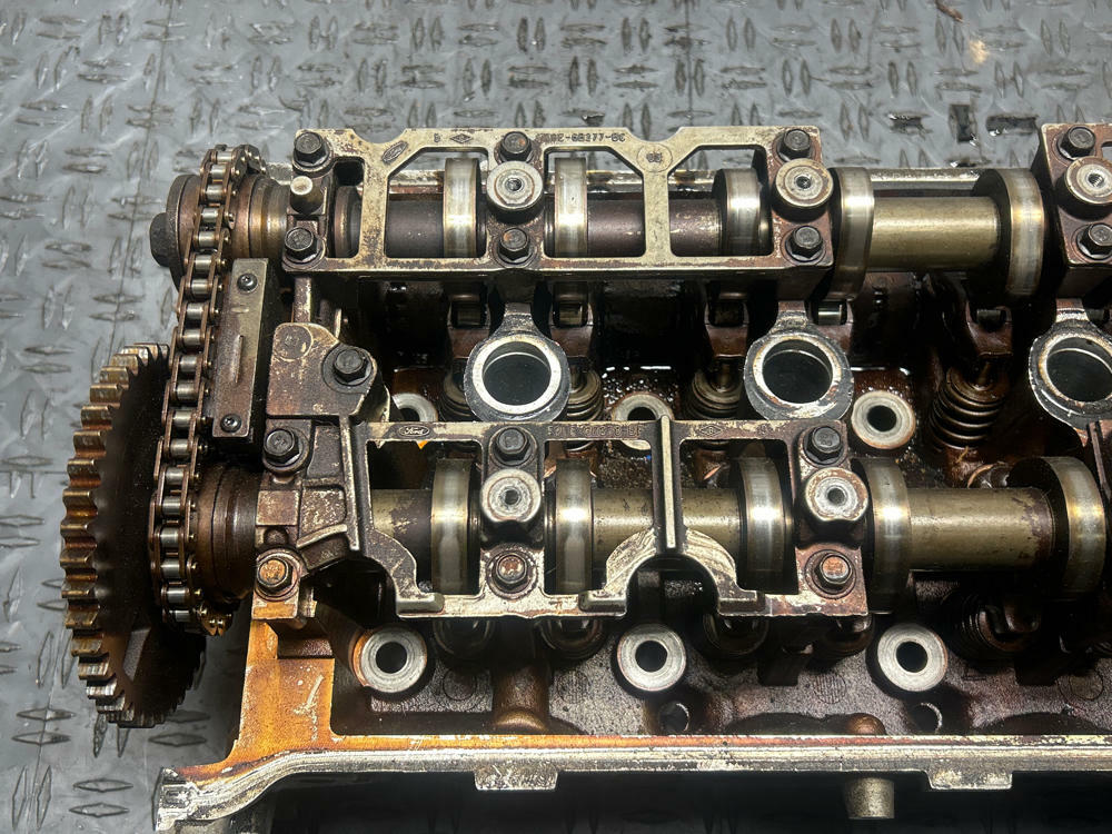 1999-04 Ford Mustang SVT Cobra 4.6 4V Driver LH "DA" Cylinder Head- SEE DESC