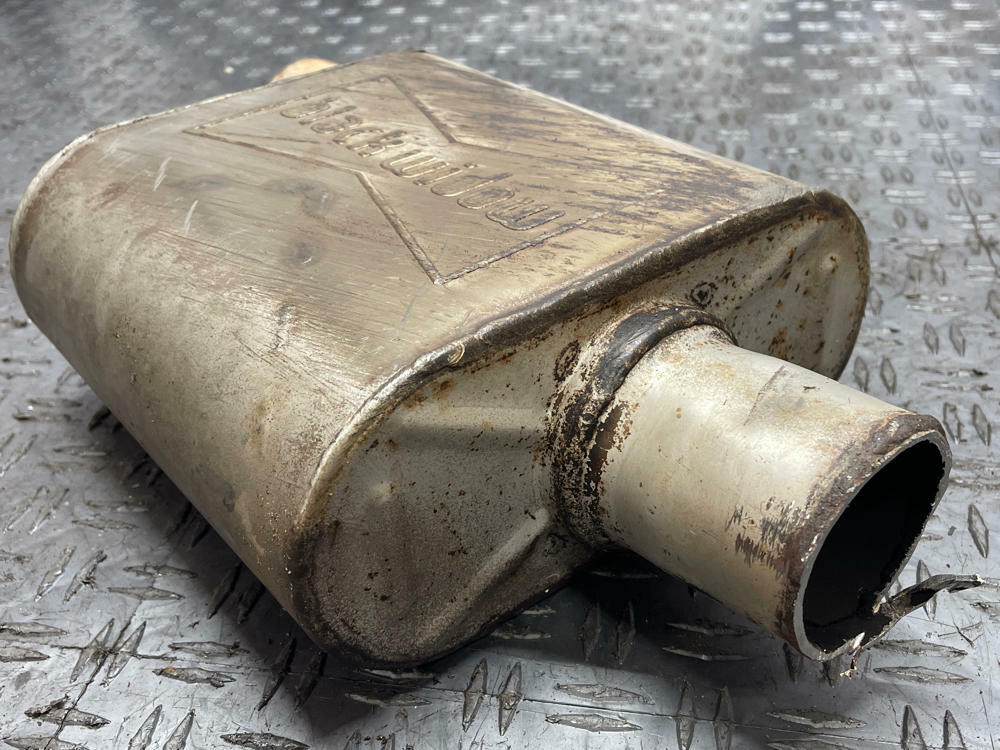 2004 Pontiac GTO FlowMaster BlackWidow Muffler Pair 280
