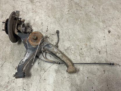 2004-06 Pontiac GTO Rear Passenger RH Control Arm Spindle Hub 280