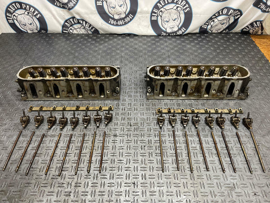 2004 Pontiac GTO LS1 5.7L V8 Pair LH RH Cylinder Heads- SEE DESC 280