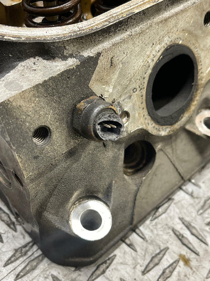 2004 Pontiac GTO LS1 5.7L V8 Pair LH RH Cylinder Heads- SEE DESC 280