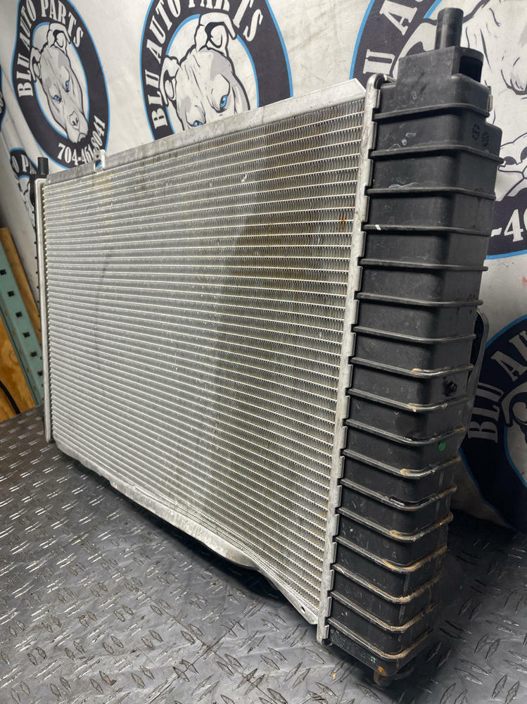 1999-04 Ford Mustang Ford GT/Bullitt Mustang Radiator- Plastic End Tanks 286