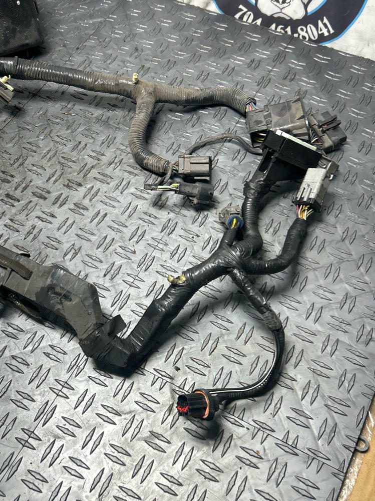 2003-04 Ford Mustang SVT Cobra Engine Bay Distribution Harness/Fuse Box 286