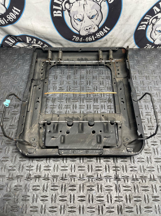 1999-04 Ford Mustang Front RH Passenger Lower Seat Frame- NO RAILS 286