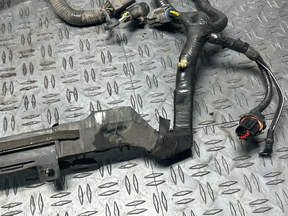 2003-04 Ford Mustang SVT Cobra Engine Bay Distribution Harness/Fuse Box 286