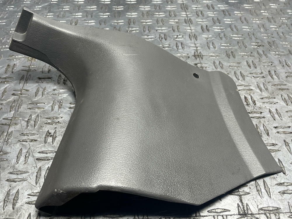 1999-04 Ford Mustang Passenger RH Kick Panel- Dark Charcoal 286