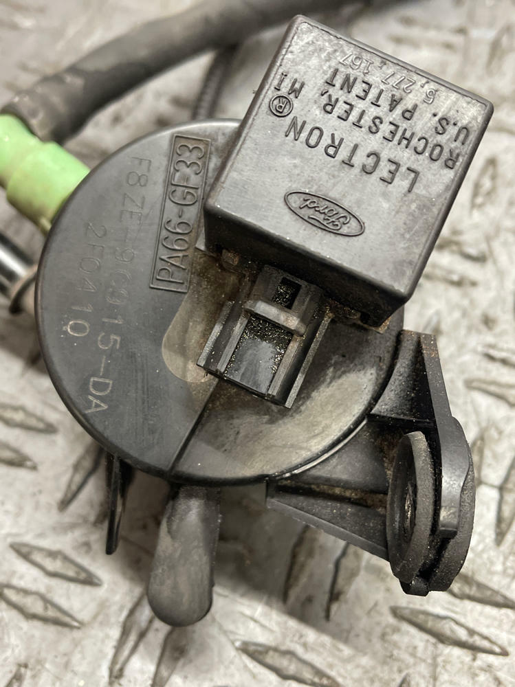 2003-04 Ford Mustang SVT Cobra Purge Control Valve 286