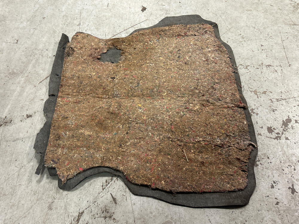 1994-98  Ford Mustan Trunk Carpet Spare Tire Cover 287