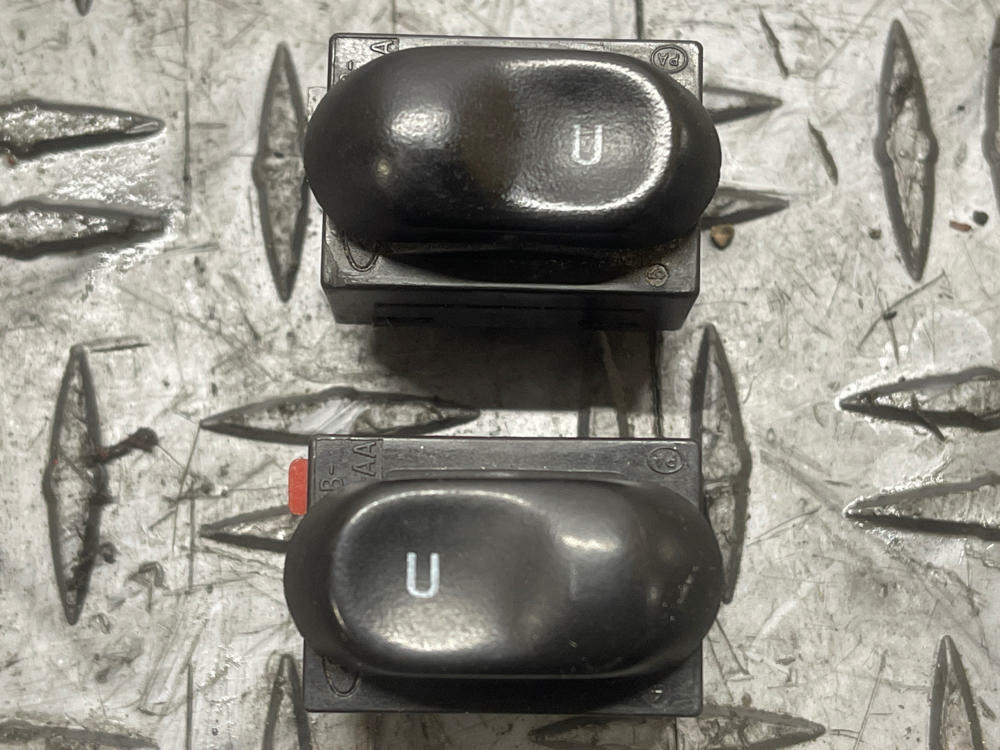 2003-04 Ford Mustang SVT Cobra Door Lock & Coupe Window Switch Set 287